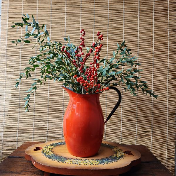 suncoastbotanicals parvifolia berries vase 2